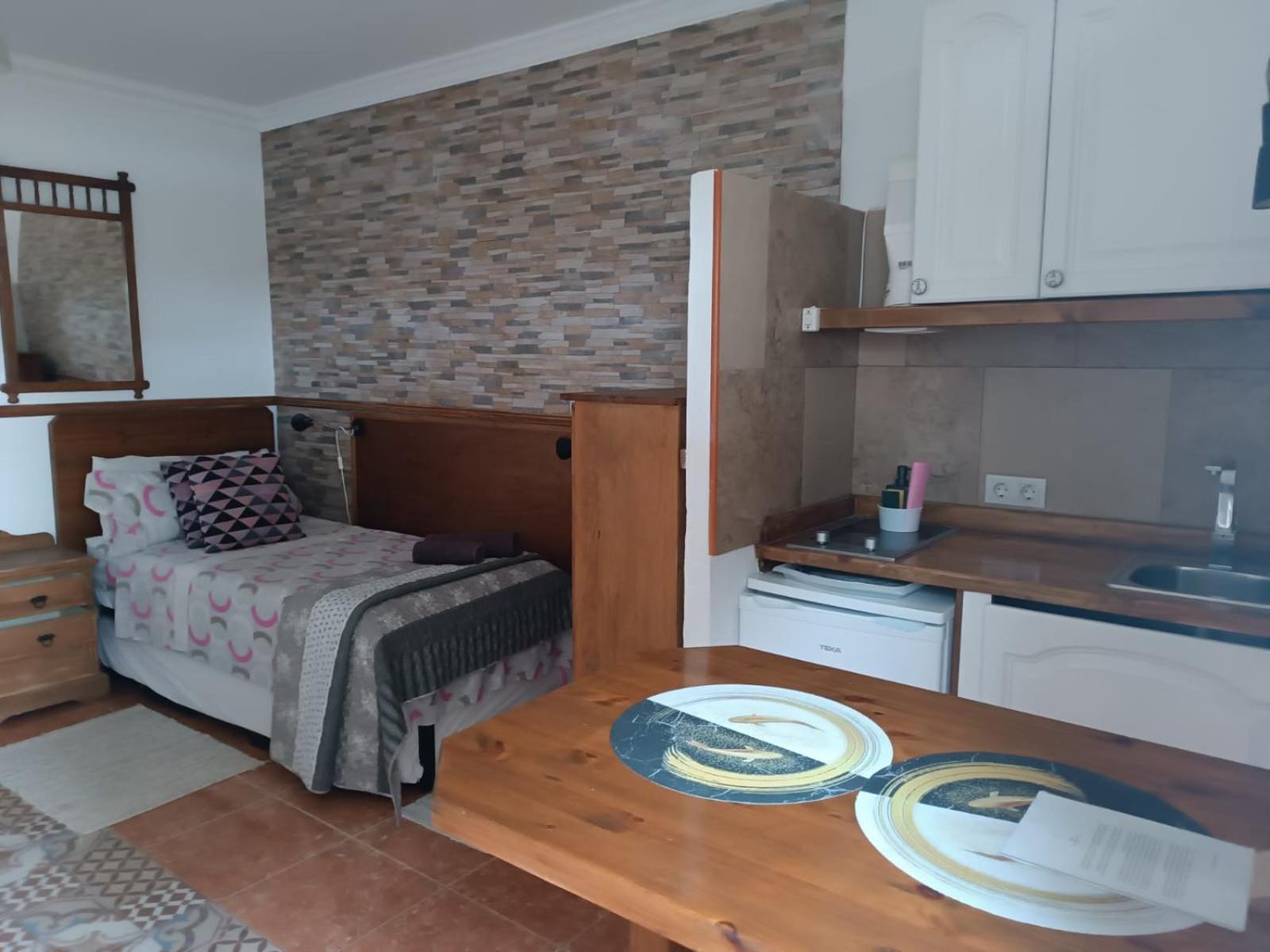Solo Adultos, Las Tuneras Rooms La Oliva Εξωτερικό φωτογραφία