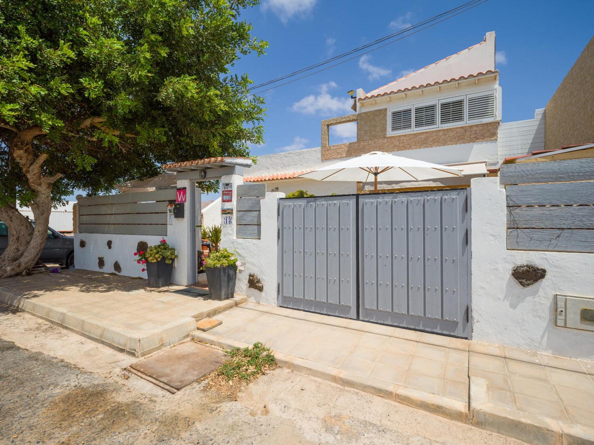 Solo Adultos, Las Tuneras Rooms La Oliva Εξωτερικό φωτογραφία
