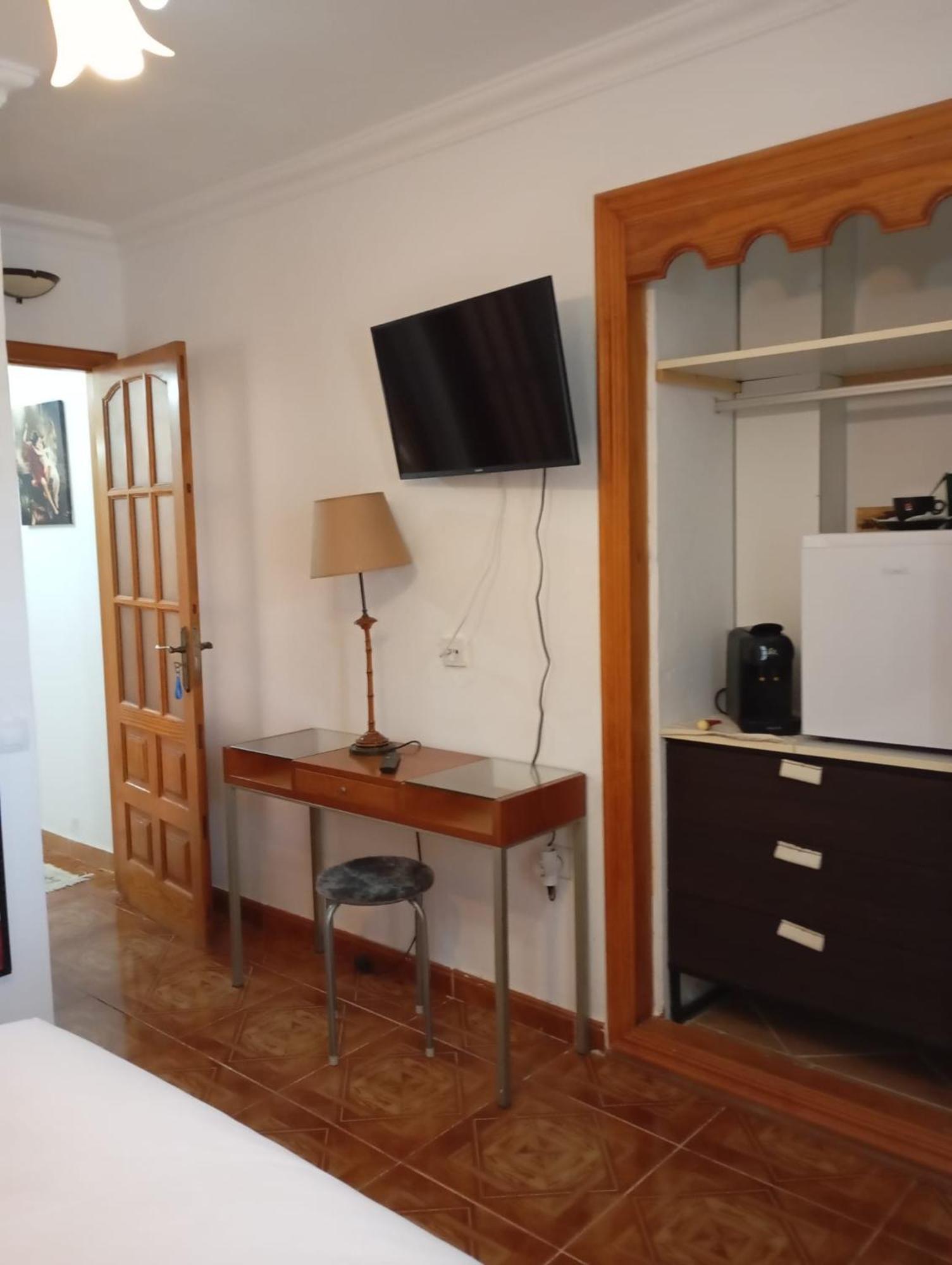 Solo Adultos, Las Tuneras Rooms La Oliva Εξωτερικό φωτογραφία